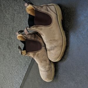 Round Toe Brown Suede Rubber Gum Sole Blundstones Size 5 UK